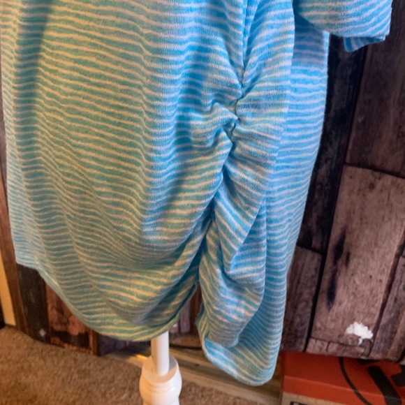 🛍🛍 Lane Bryant green white striped ruched side top - Picture 4 of 6